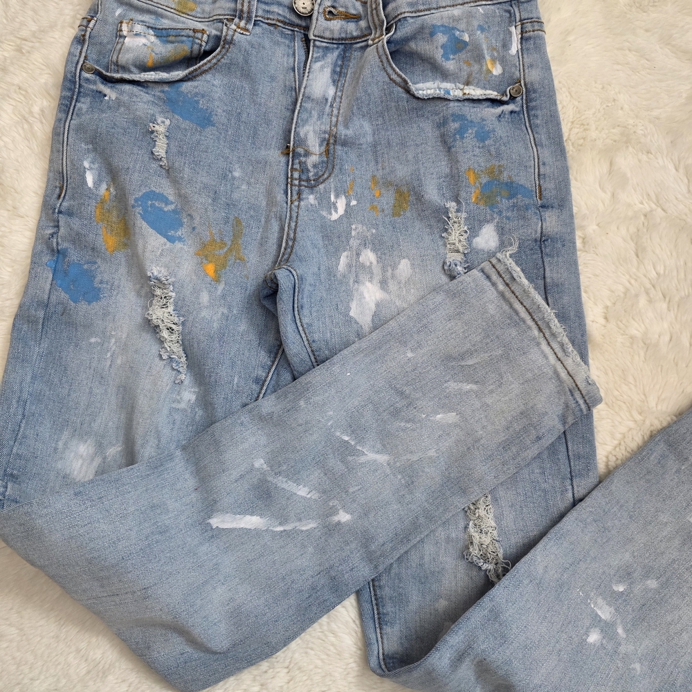 Stylish Distressed Light Blue Jeans